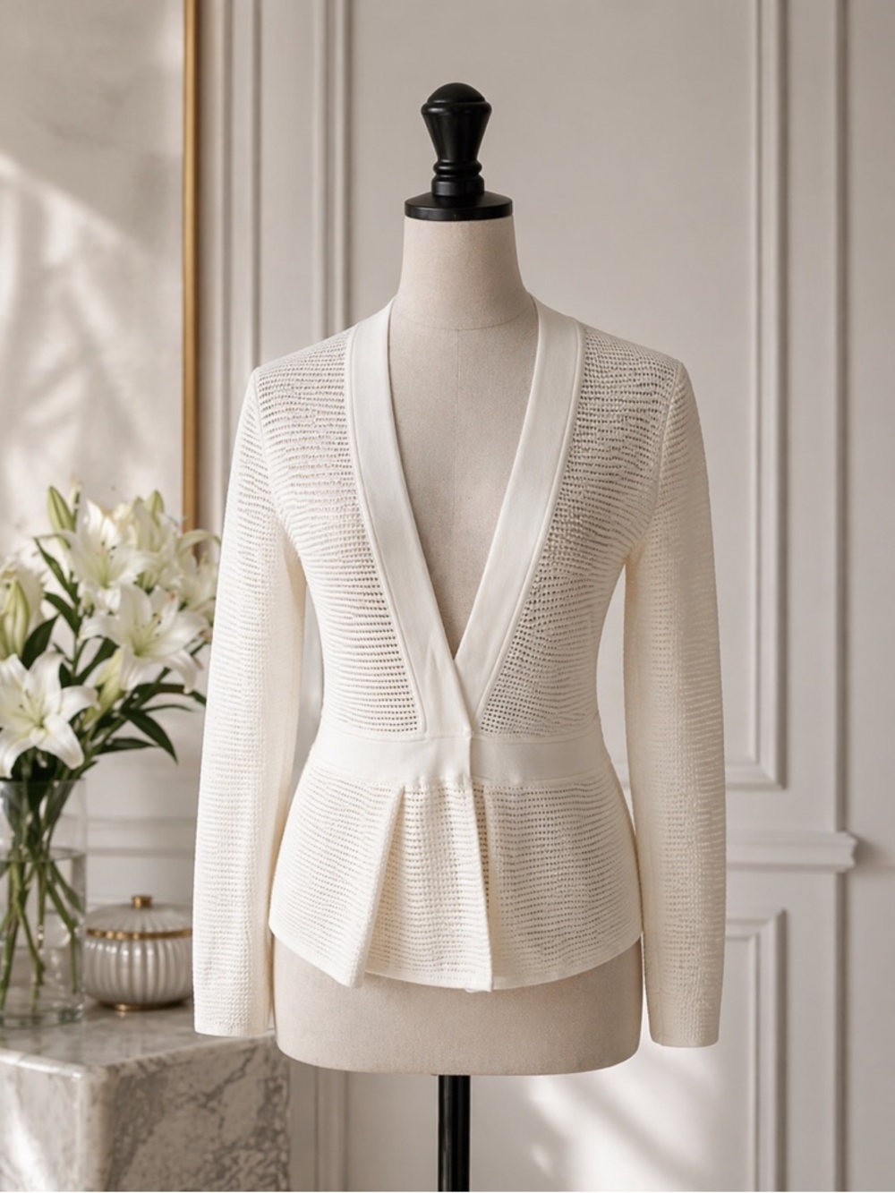 Armani Collezioni Made in Italy Summer White Knit Blazer Top – Textured Peplum 8